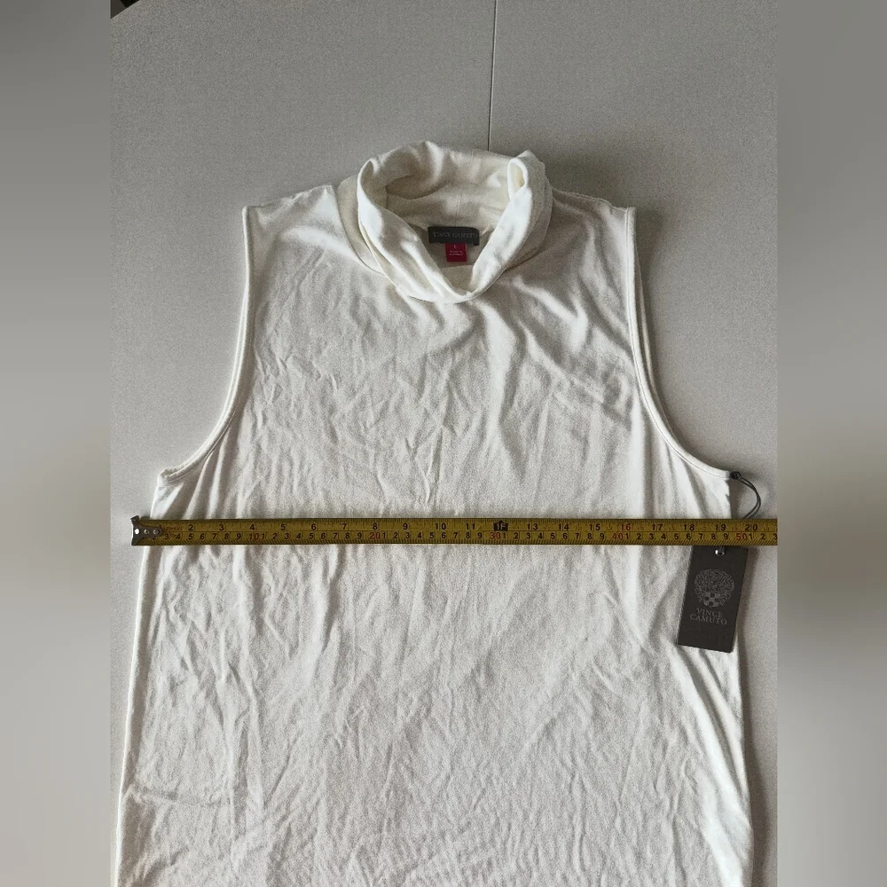 NWT Vince Camuto sleeveless turtleneck top in Buttercream, Size L - Picture 6 of 11